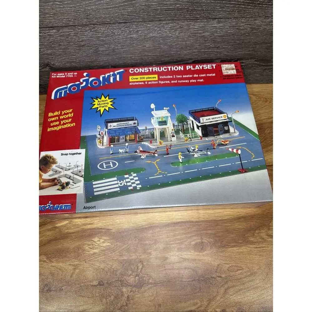 Majorette Majokit France Construction Playset Airport– 200 Pieces New